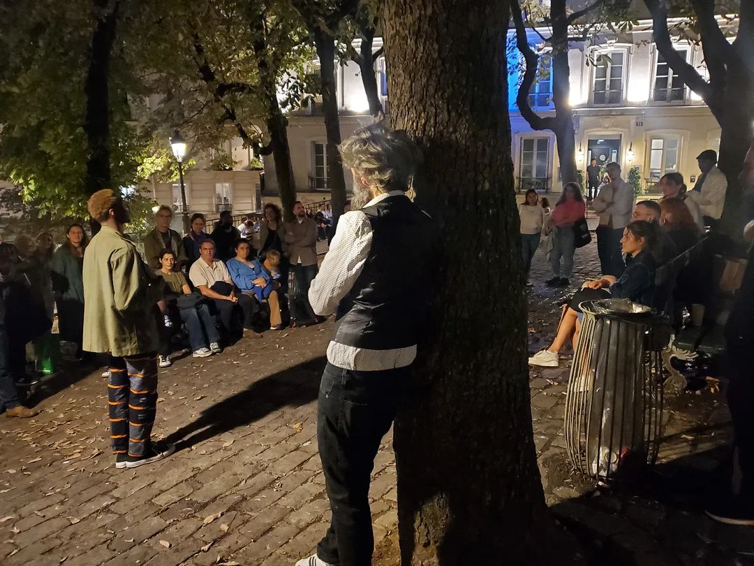 Scène du Chat noir à Montmartre-septembre 2024